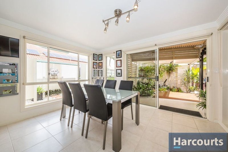 Photo - 79 Headsail Dr , Banksia Beach QLD 4507 - Image 5