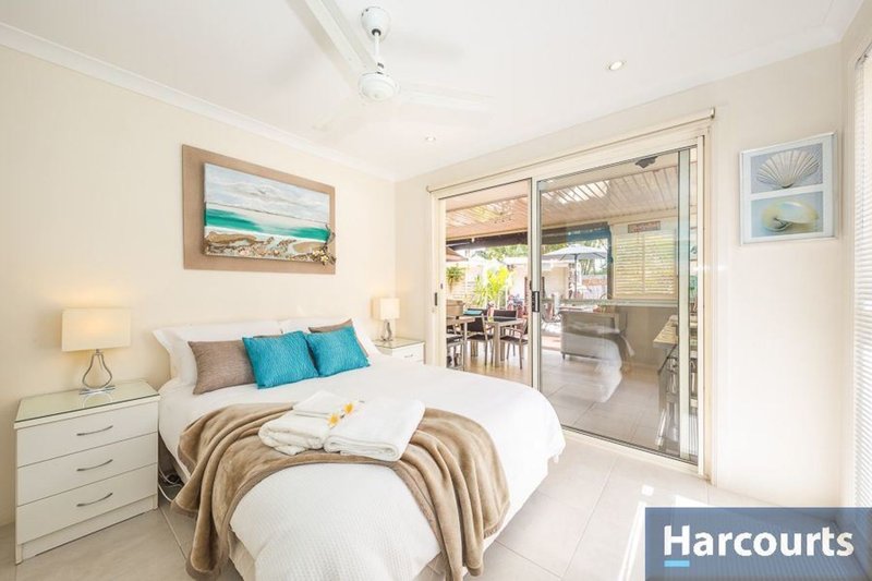 Photo - 79 Headsail Dr , Banksia Beach QLD 4507 - Image 8