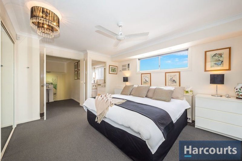 Photo - 79 Headsail Dr , Banksia Beach QLD 4507 - Image 13