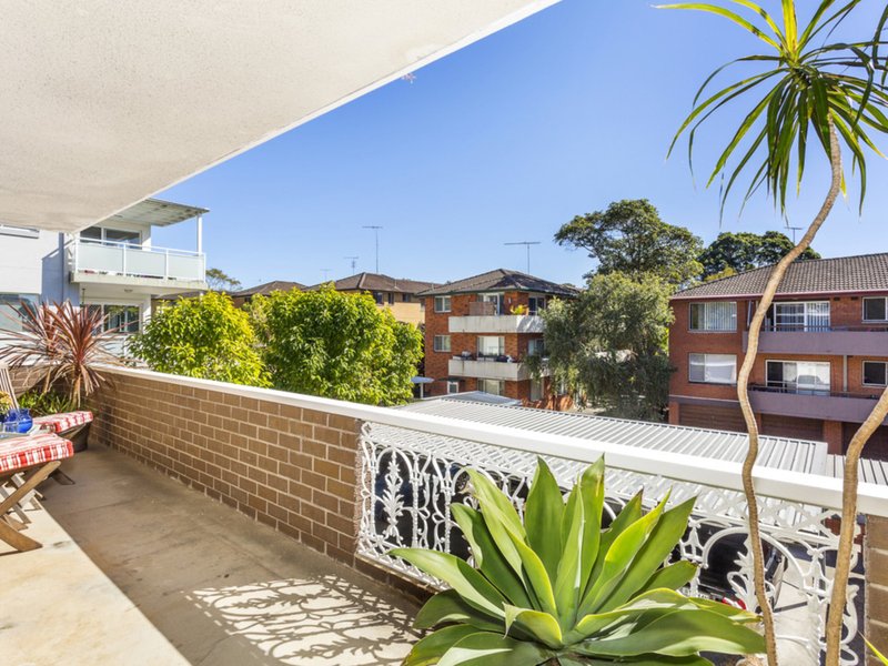 Photo - 7/9 Holborn Avenue, Dee Why NSW 2099 - Image 3