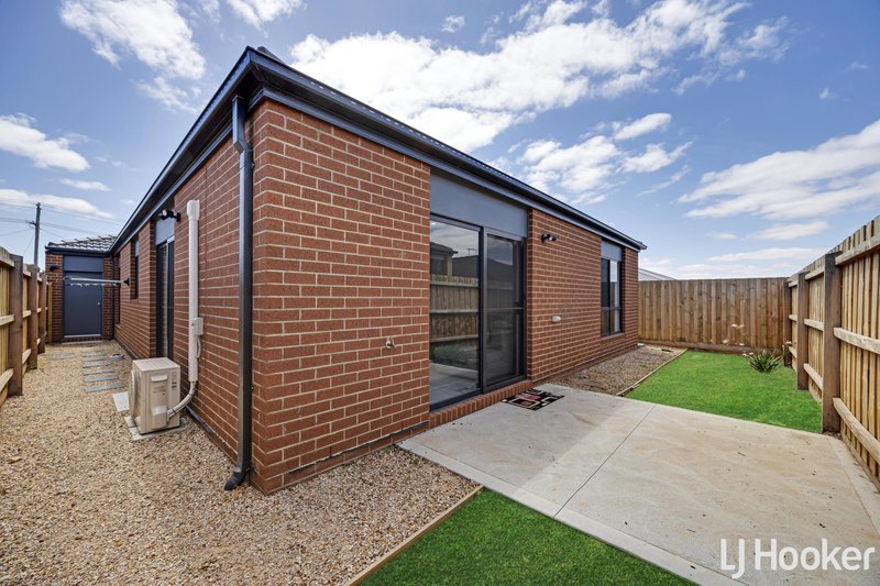 Photo - 79 Holts Lane, Darley VIC 3340 - Image 12