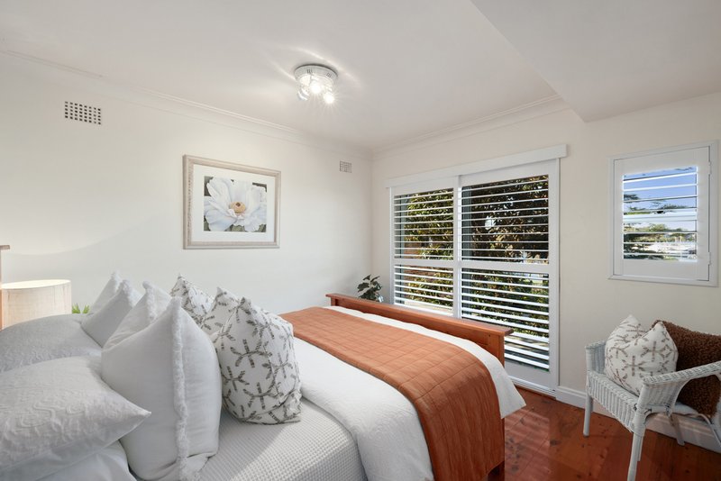 Photo - 79 Irrubel Road, Newport NSW 2106 - Image 11