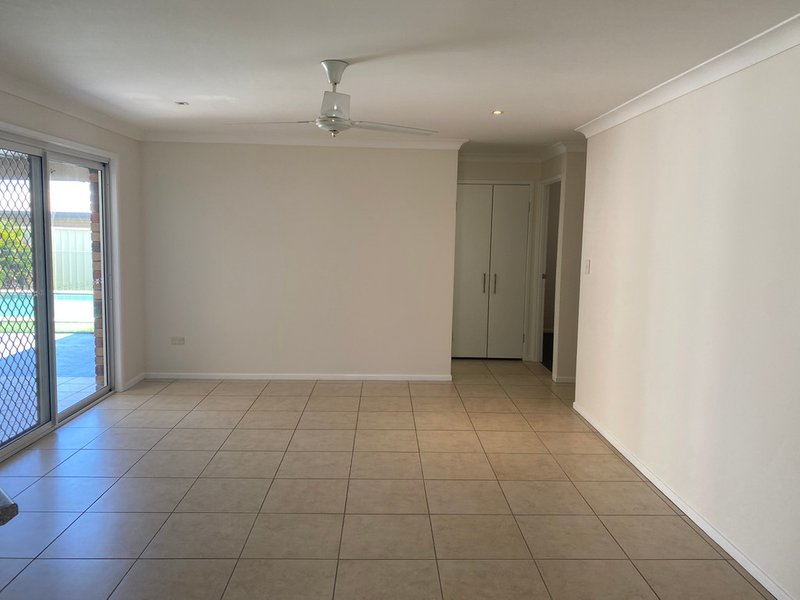 Photo - 79 Jasmin Drive, Bongaree QLD 4507 - Image 21