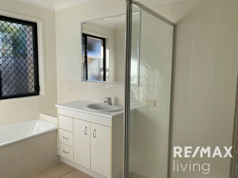 Photo - 79 Kangaroo Avenue, Bongaree QLD 4507 - Image 12