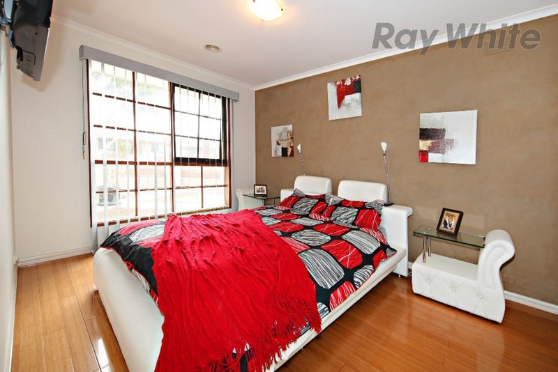 Photo - 79 Kookaburra Avenue, Point Cook VIC 3030 - Image 14