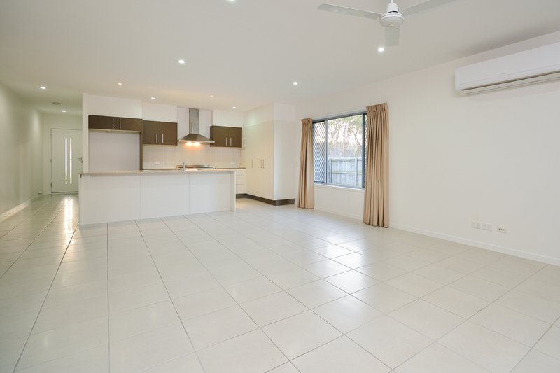 Photo - 79 Koowin Drive, Kirkwood QLD 4680 - Image 3