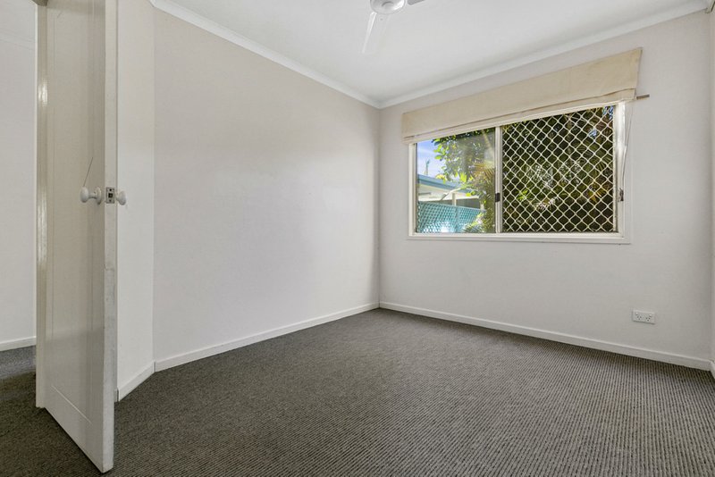 Photo - 7/9 Lake Street, Tewantin QLD 4565 - Image 11