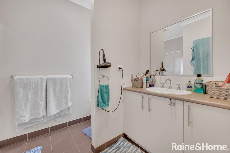 Photo - 79 Lakewood Boulevard, Melton VIC 3337 - Image 8