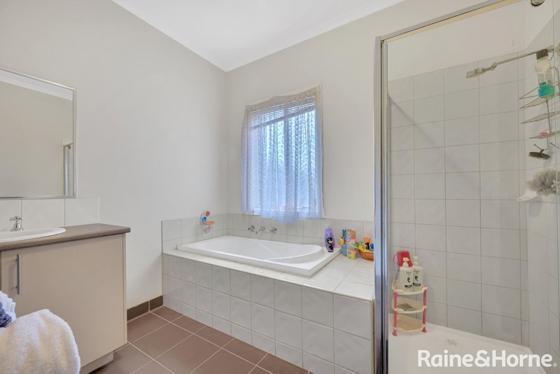 Photo - 79 Lakewood Boulevard, Melton VIC 3337 - Image 9