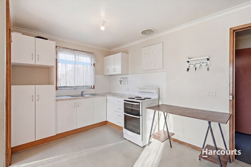 Photo - 79 Lamprill Circle, Herdsmans Cove TAS 7030 - Image 4