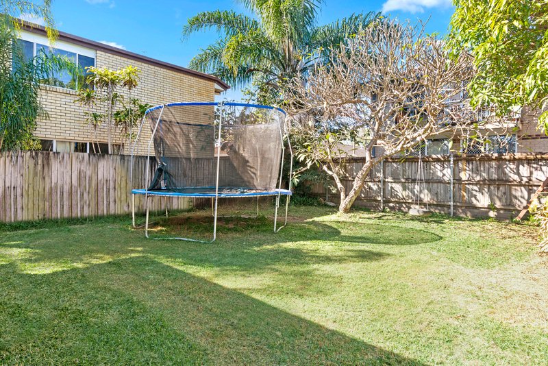 Photo - 79 Leyte Avenue, Palm Beach QLD 4221 - Image 5