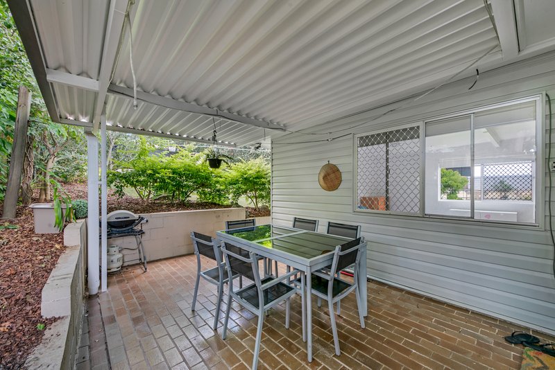 Photo - 79 Lizzie Street, Bardon QLD 4065 - Image 9