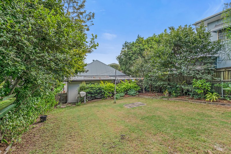 Photo - 79 Lizzie Street, Bardon QLD 4065 - Image 10