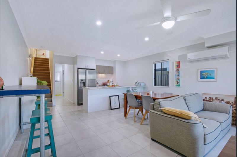 Photo - 79 Macquarie Circuit, Fitzgibbon QLD 4018 - Image 5