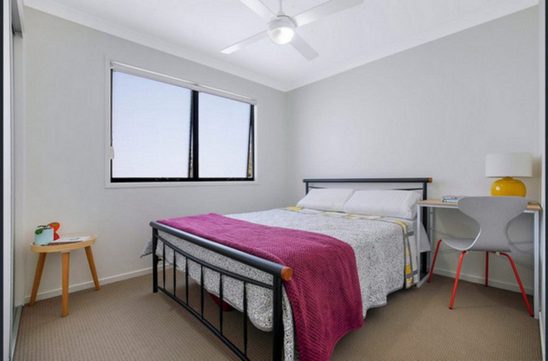 Photo - 79 Macquarie Circuit, Fitzgibbon QLD 4018 - Image 9