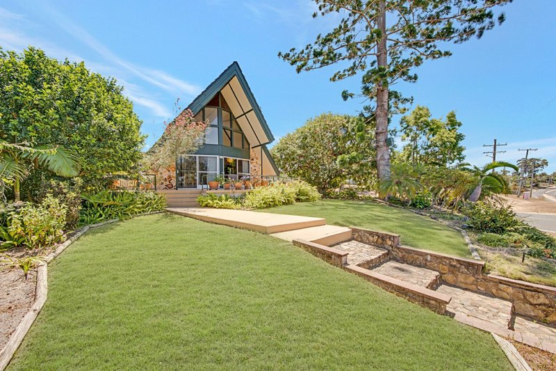 Photo - 79 Malpas Street, Boyne Island QLD 4680 - Image 7