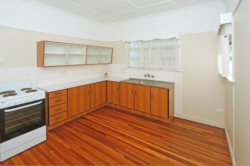 Photo - 79 Marie Street, Berserker QLD 4701 - Image 3