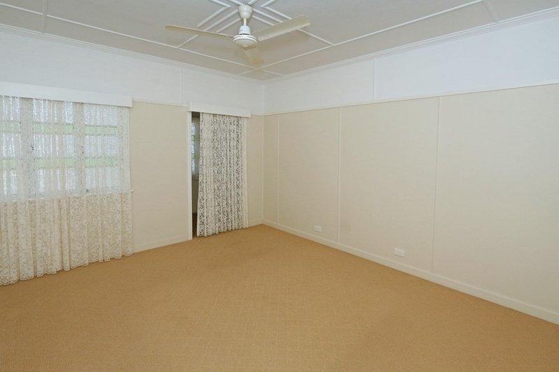 Photo - 79 Marie Street, Berserker QLD 4701 - Image 4