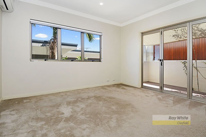 Photo - 79 Markwell Street, Hamilton QLD 4007 - Image 9