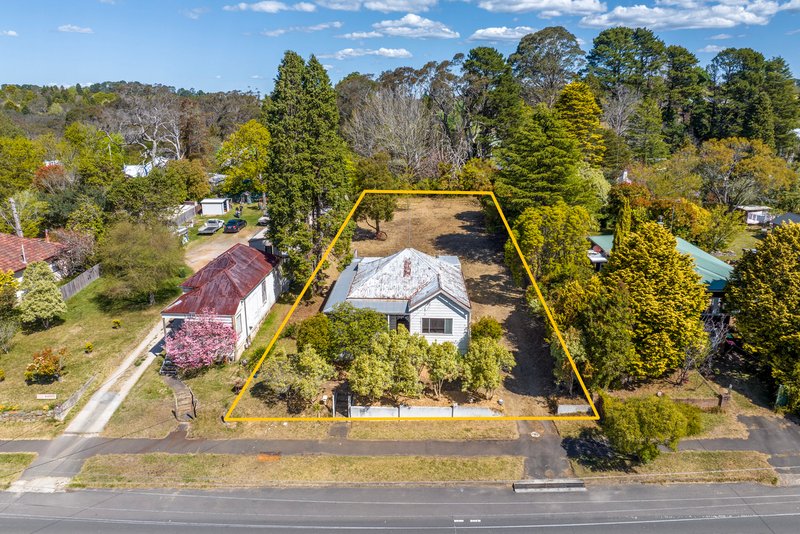 Photo - 79 Megalong Street, Leura NSW 2780 - Image 4