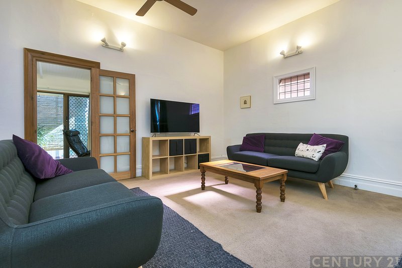 Photo - 79 Military Road, Semaphore South SA 5019 - Image 9