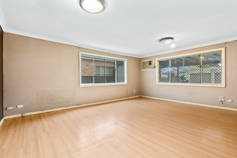 Photo - 79 Mona Street, Auburn NSW 2144 - Image 9