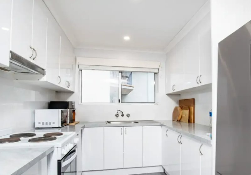 Photo - 7/9 Monaco Street, Surfers Paradise QLD 4217 - Image 4