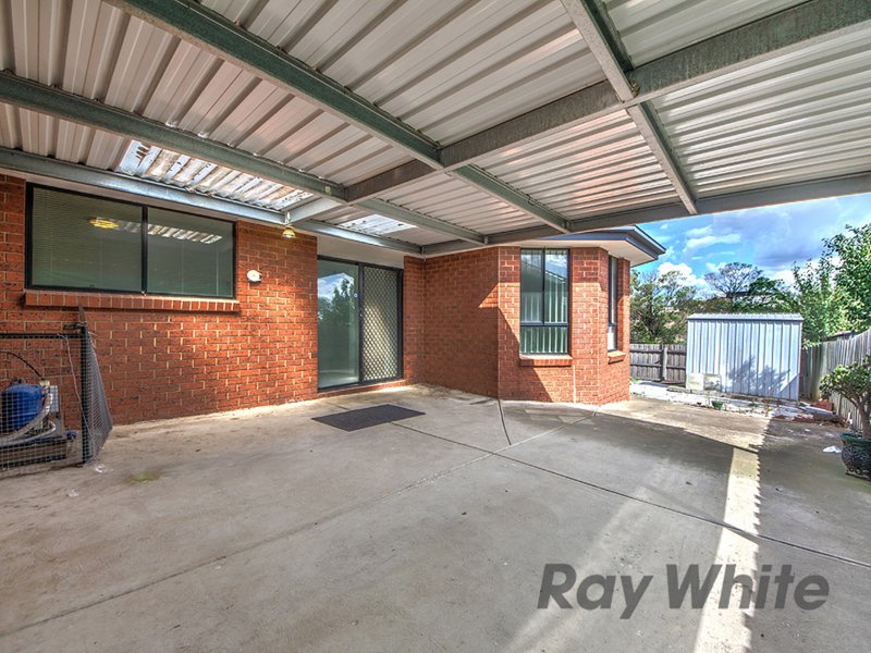 Photo - 79 Moonstone Cct , St Albans VIC 3021 - Image 4