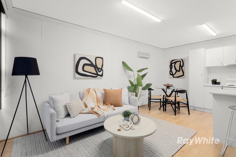 Photo - 7/9 Murrumbeena Road, Murrumbeena VIC 3163 - Image 3