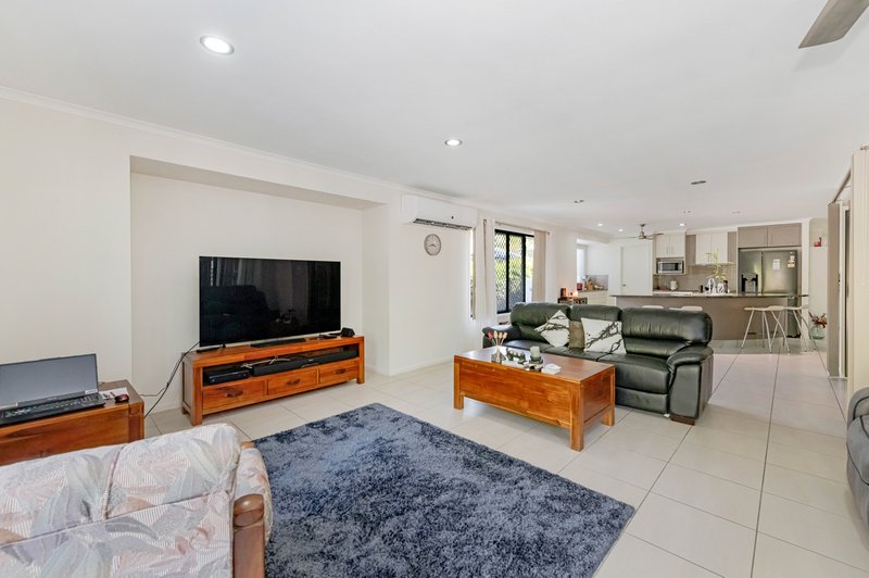 Photo - 79 Pacific Drive, Blacks Beach QLD 4740 - Image 5