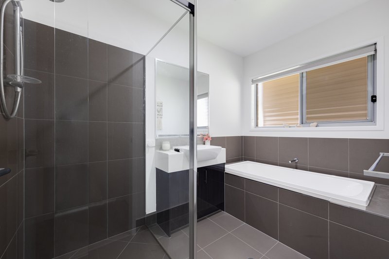 Photo - 79 Parklakes Drive, Bli Bli QLD 4560 - Image 16