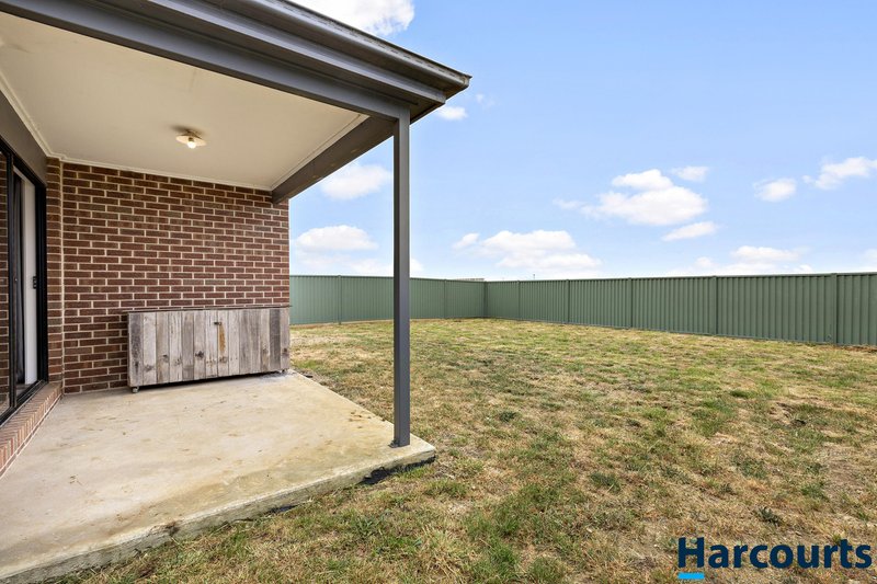 Photo - 79 Presentation Boulevard, Winter Valley VIC 3358 - Image 11