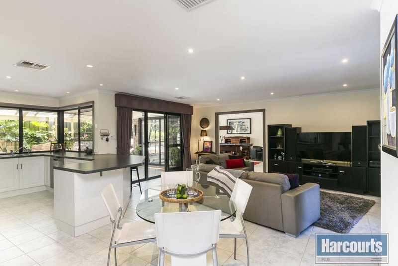 Photo - 79 Ragamuffin Drive, Hallett Cove SA 5158 - Image 13