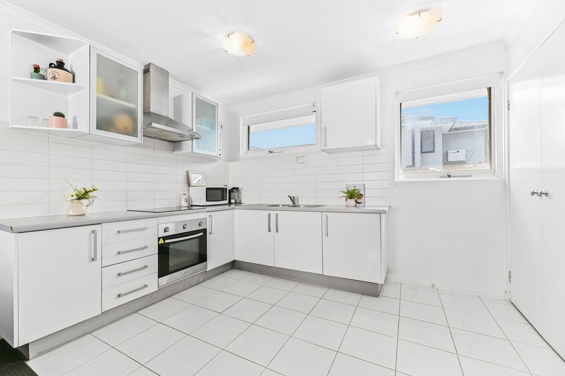 Photo - 7/9 Reid Street, Frankston VIC 3199 - Image 5