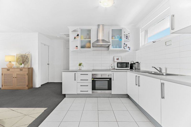 Photo - 7/9 Reid Street, Frankston VIC 3199 - Image 6