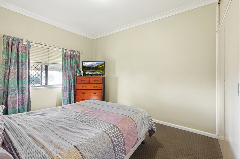 Photo - 79 Robert Street, Tamworth NSW 2340 - Image 2