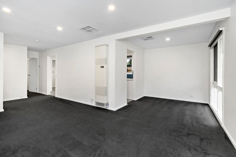 Photo - 79 Robinsons Road, Frankston VIC 3199 - Image 2