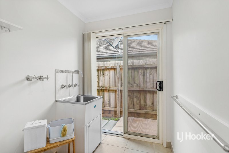 Photo - 79 Rose Grange Boulevard, Tarneit VIC 3029 - Image 20