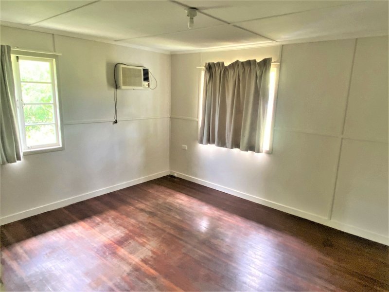 Photo - 79 Scott Street, Wondai QLD 4606 - Image 6