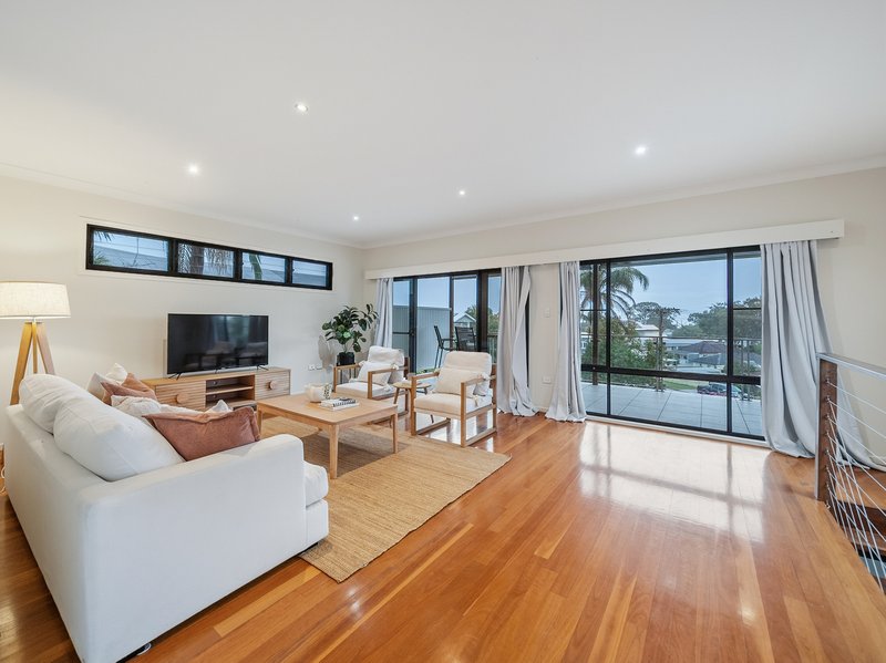 Photo - 79 Seaville Avenue, Scarborough QLD 4020 - Image 14
