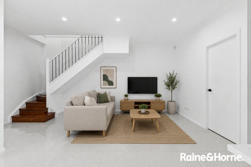 Photo - 79 Seventh Avenue, Austral NSW 2179 - Image 2