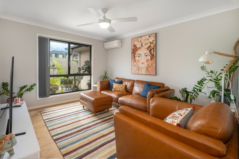 Photo - 79 Shelford Drive, Delaneys Creek QLD 4514 - Image 2