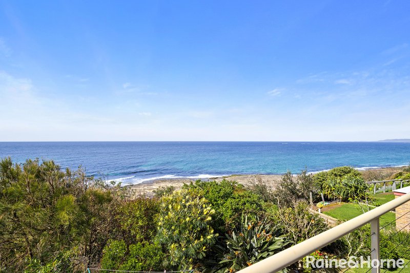 Photo - 79 South Pacific Crescent, Ulladulla NSW 2539 - Image 4