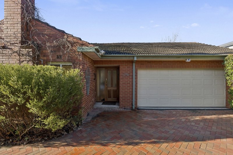 Photo - 79 Stuart Street, Narrabundah ACT 2604 - Image 3