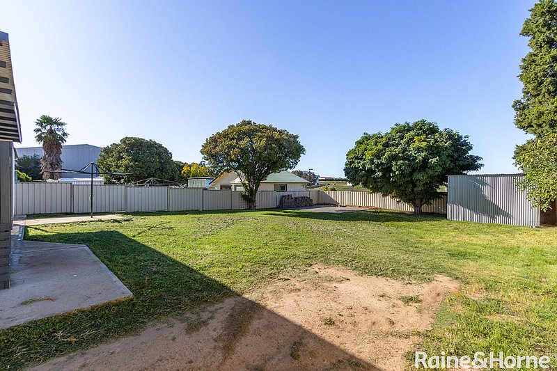 Photo - 79 Sydney Road, Kelso NSW 2795 - Image 12