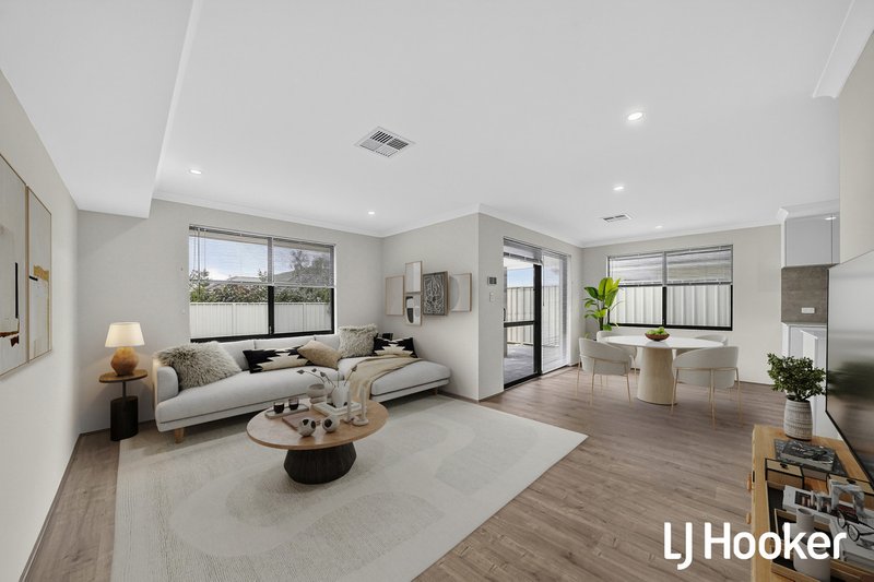Photo - 79 Templetonia Boulevard, Yanchep WA 6035 - Image 4