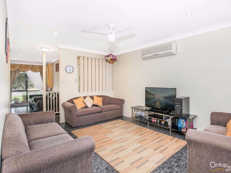 Photo - 79 Torrance Crescent, Quakers Hill NSW 2763 - Image 4