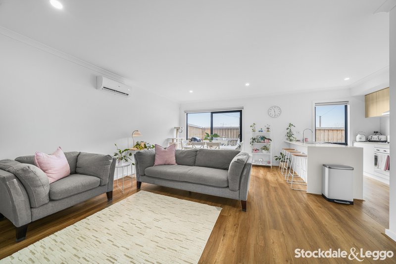 Photo - 79 Wanderer Circuit, Wollert VIC 3750 - Image 6
