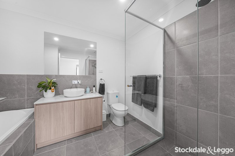 Photo - 79 Wanderer Circuit, Wollert VIC 3750 - Image 10