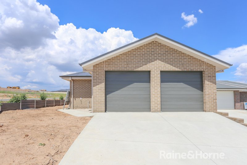 Photo - 79 Wentworth Drive, Kelso NSW 2795 - Image 14